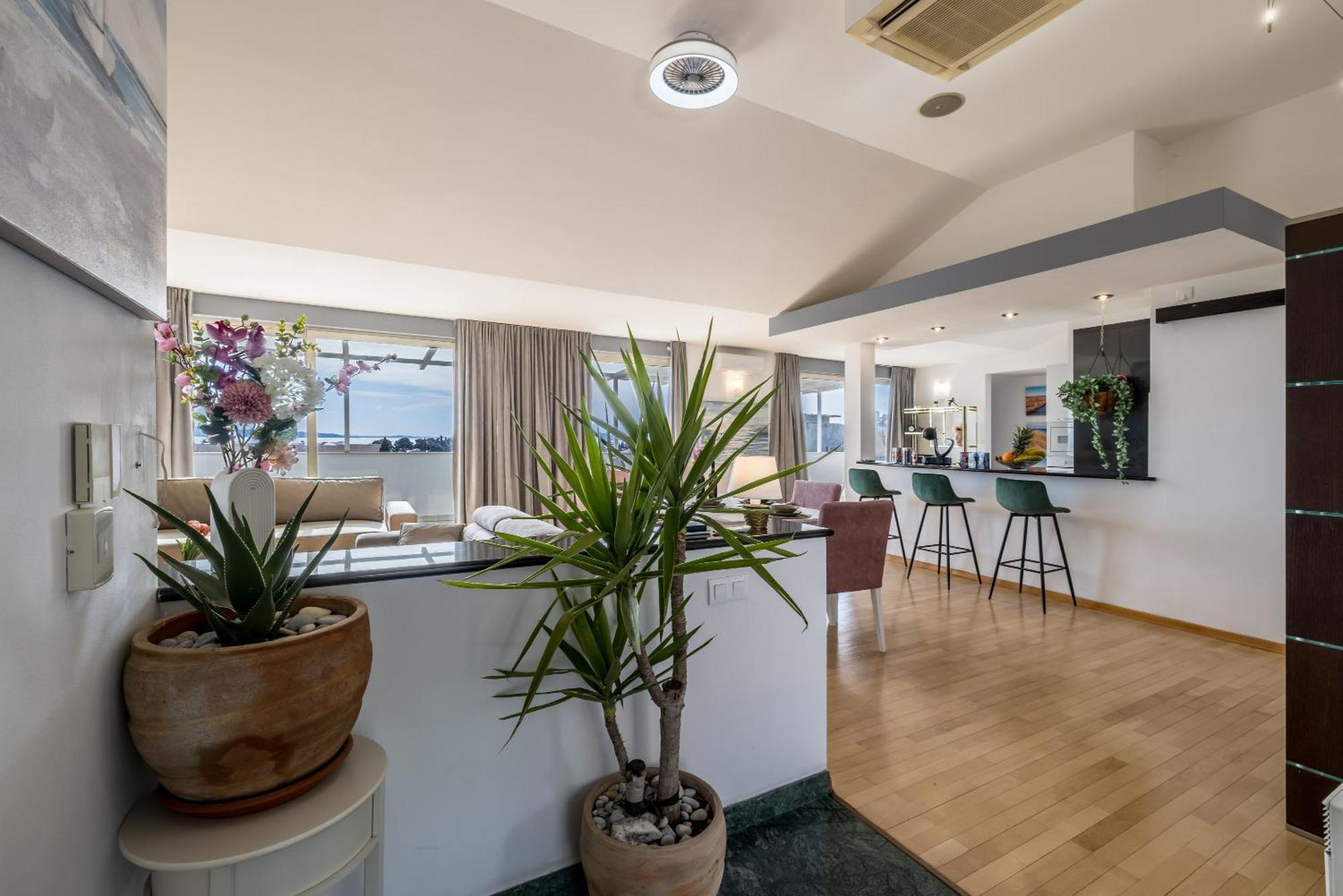 Urban Utopia Penthouse With Private Parking 스플리트 외부 사진